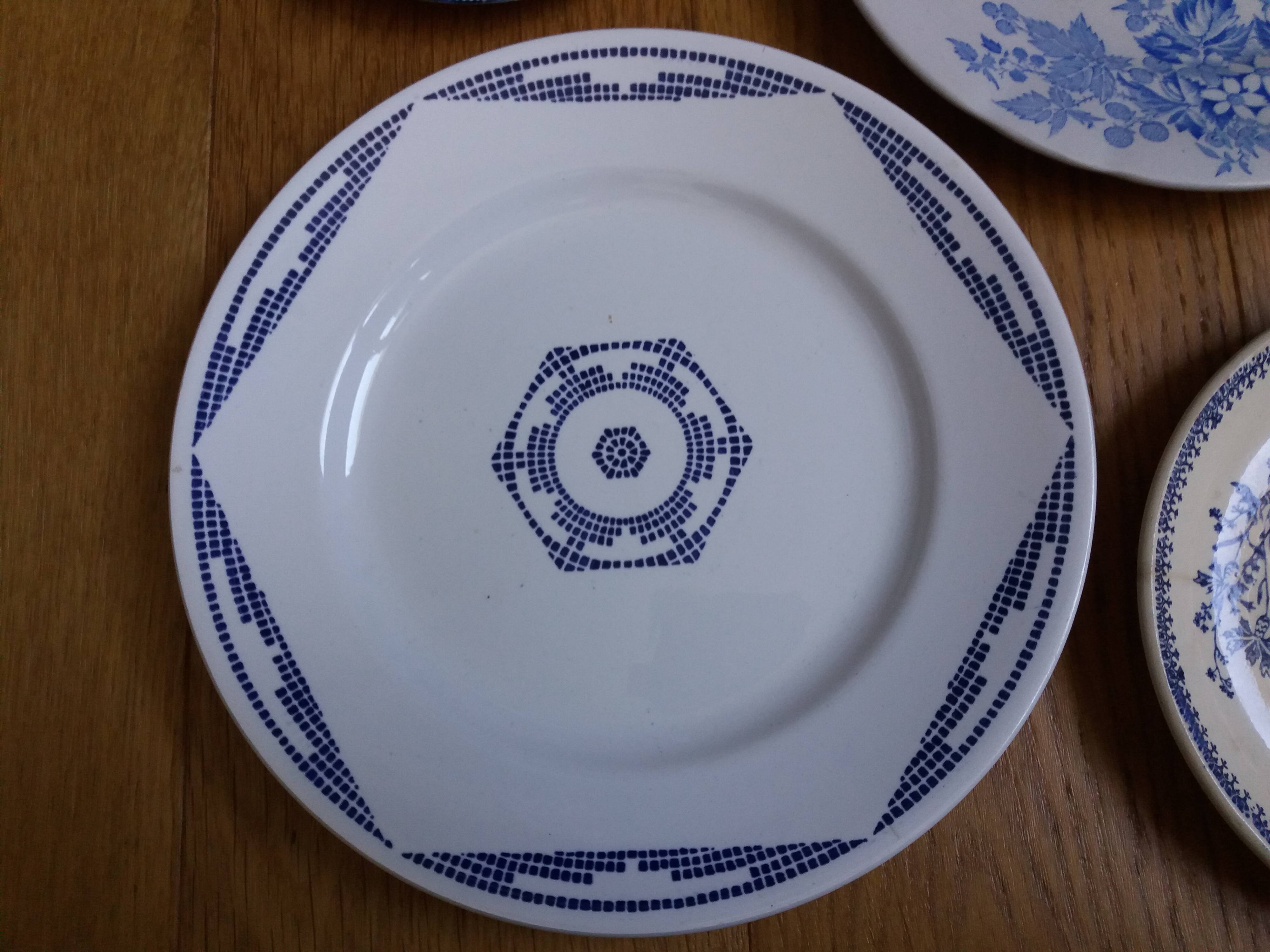 Mismatched plates