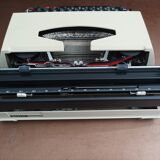 Brother Deluxe 662 TR Typewriter