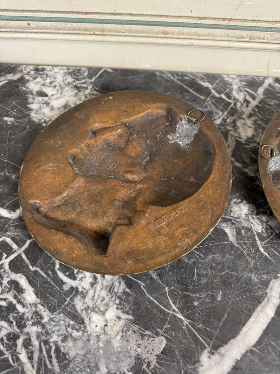 Pair of bronze medallions, Rouget de Lille and J.J. Rousseau