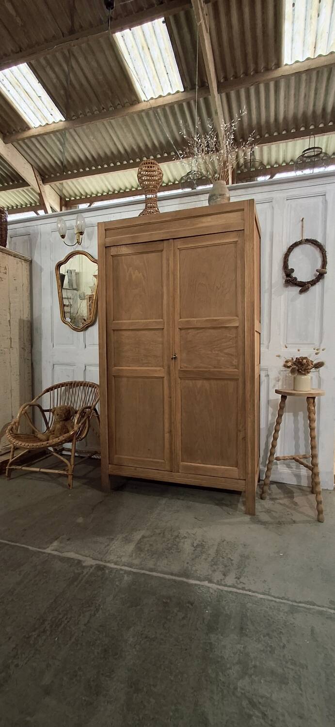 Armoire ancienne
