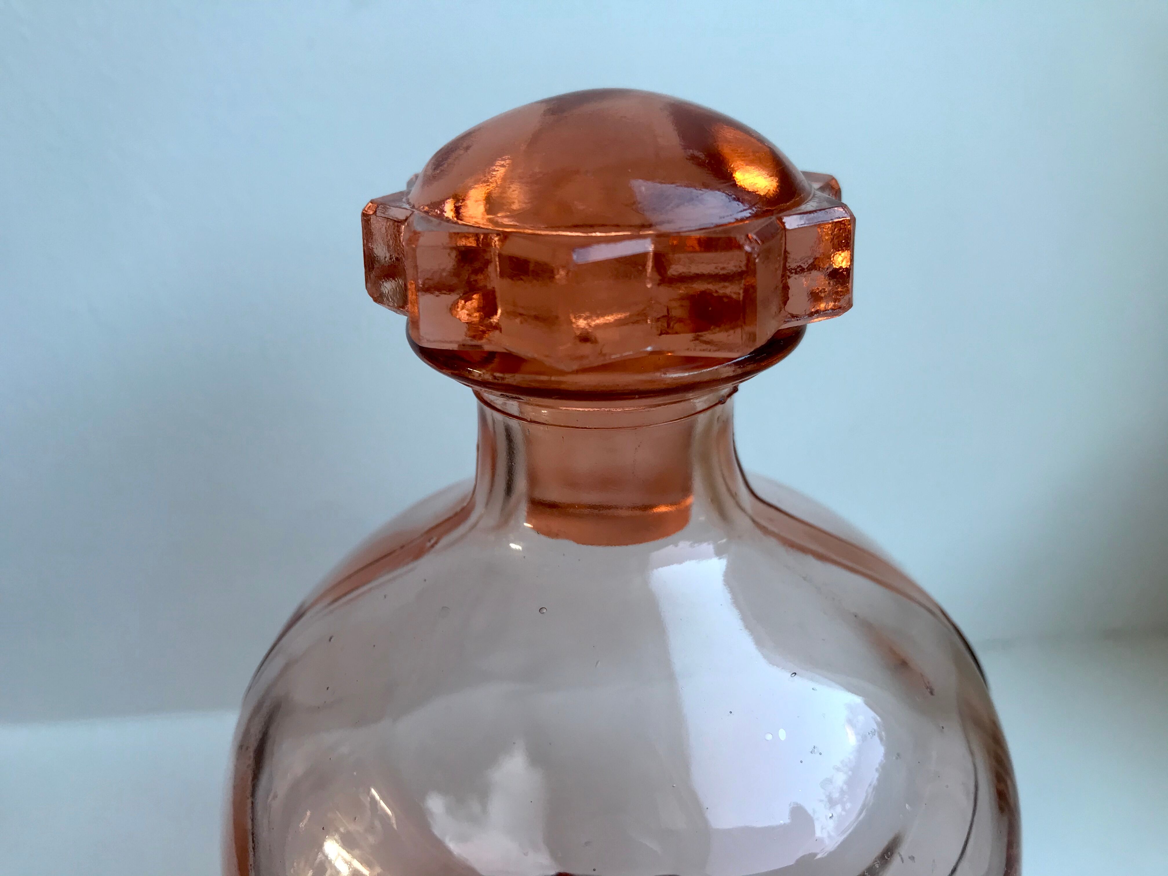 Art deco pink glass decanter 40s
