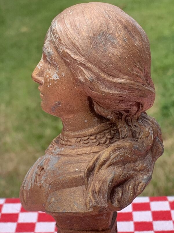 Buste Jeanne d’Arc en régule signé Defer, 1900