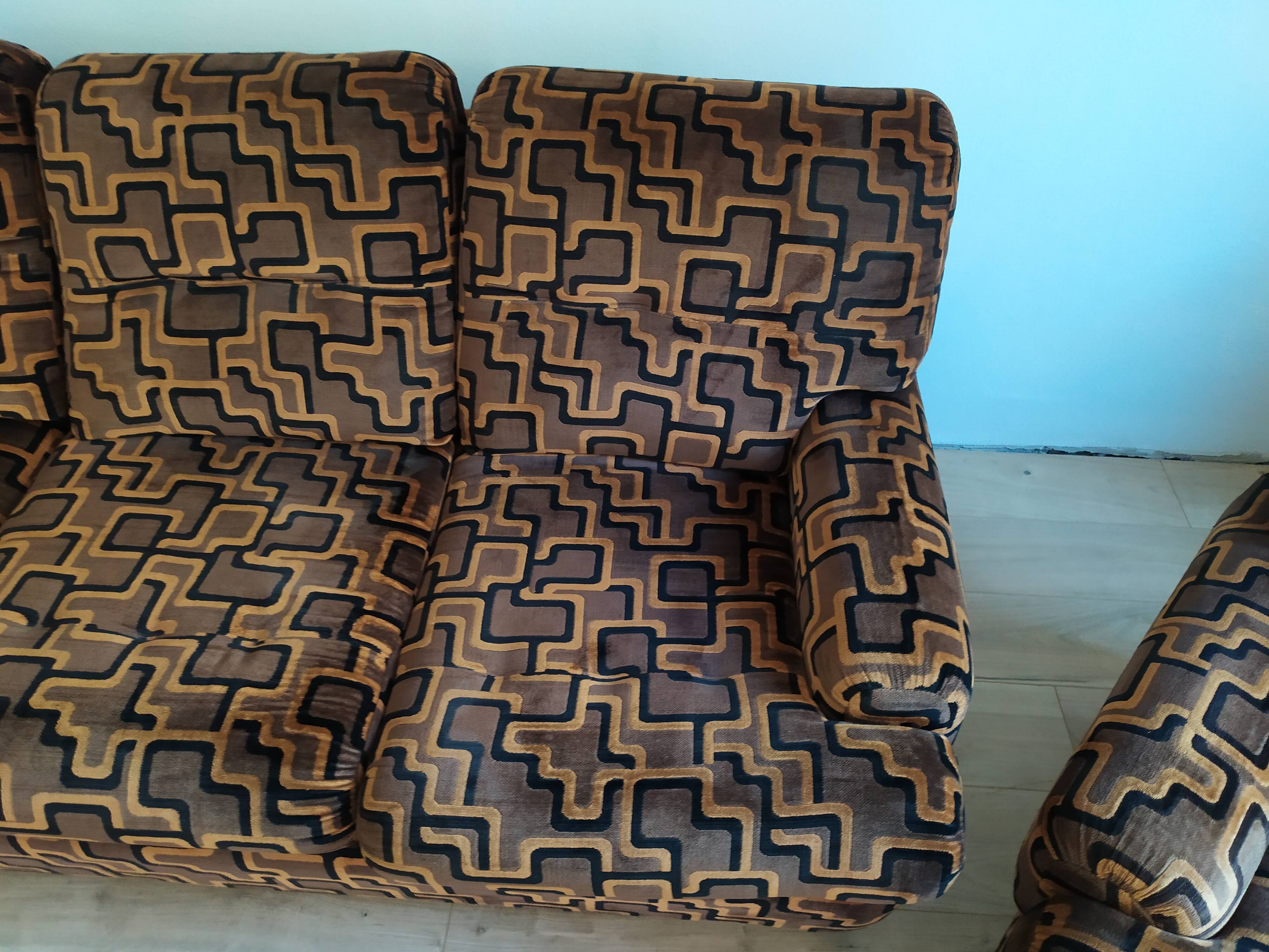 Set vintage sofa bed and 2 armchairs