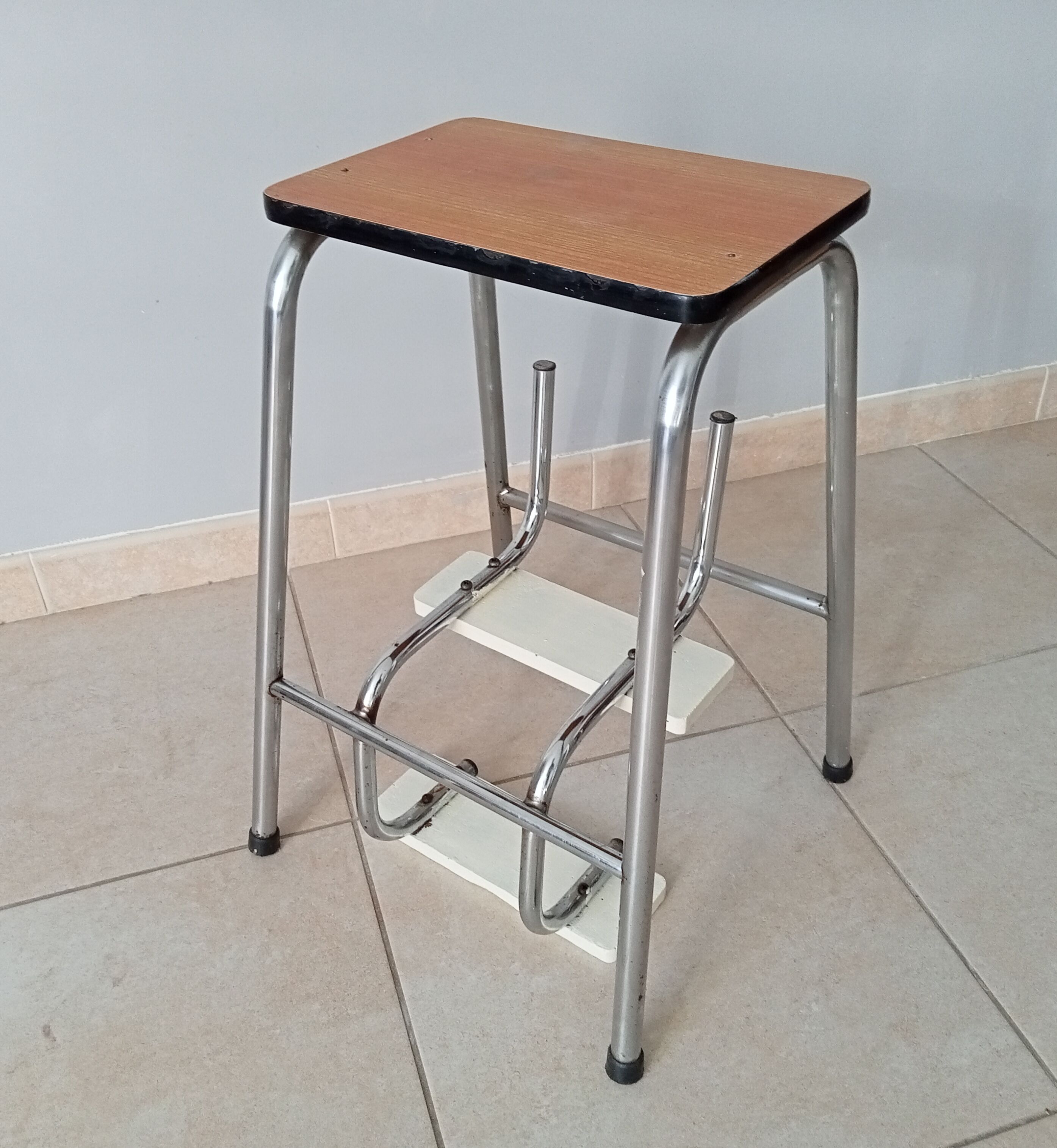 Vintage folding stepladder 60s