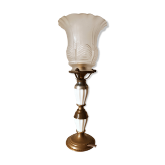 Lampe ancienne en laiton et opaline