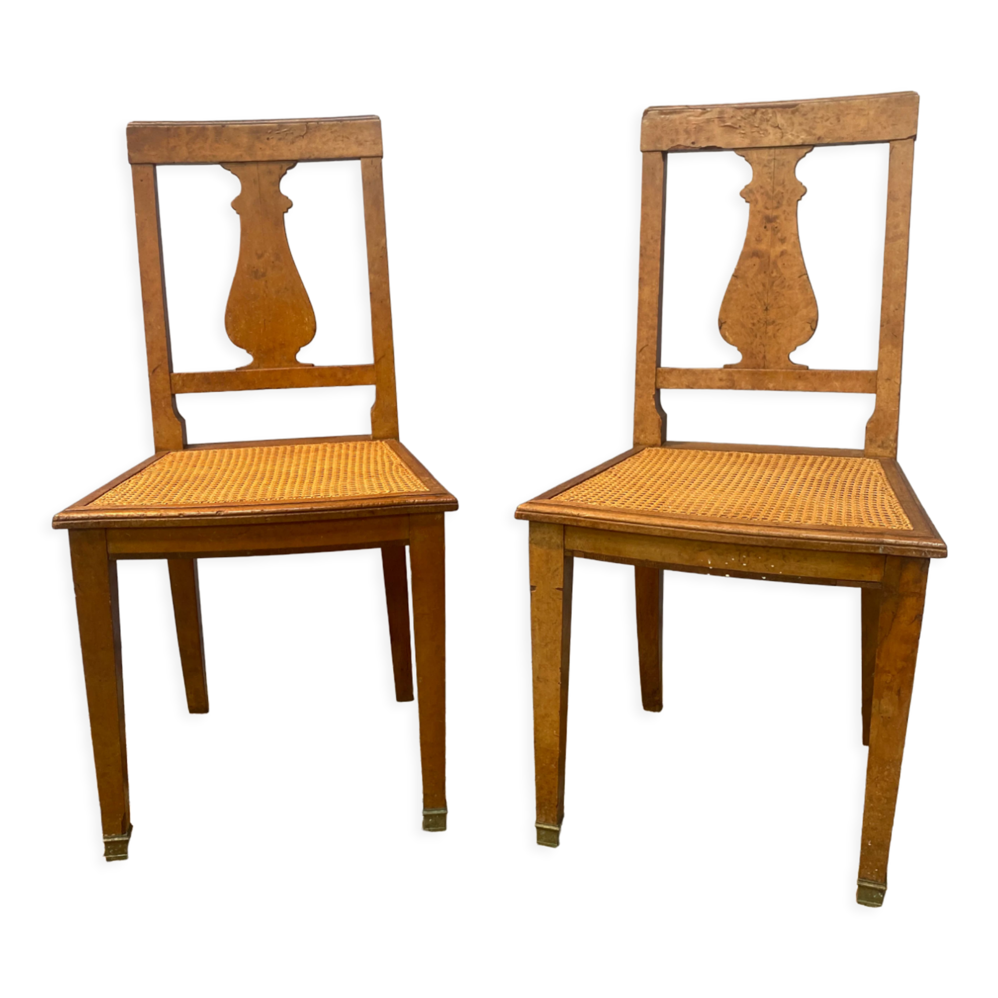 Set of 2 wooden tanned chairs