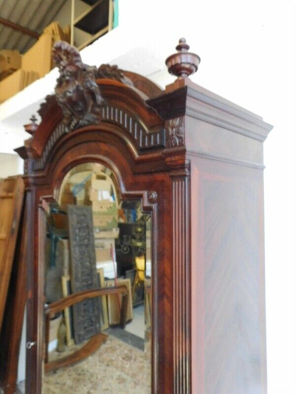 Rosewood cabinet of the nineteenth century