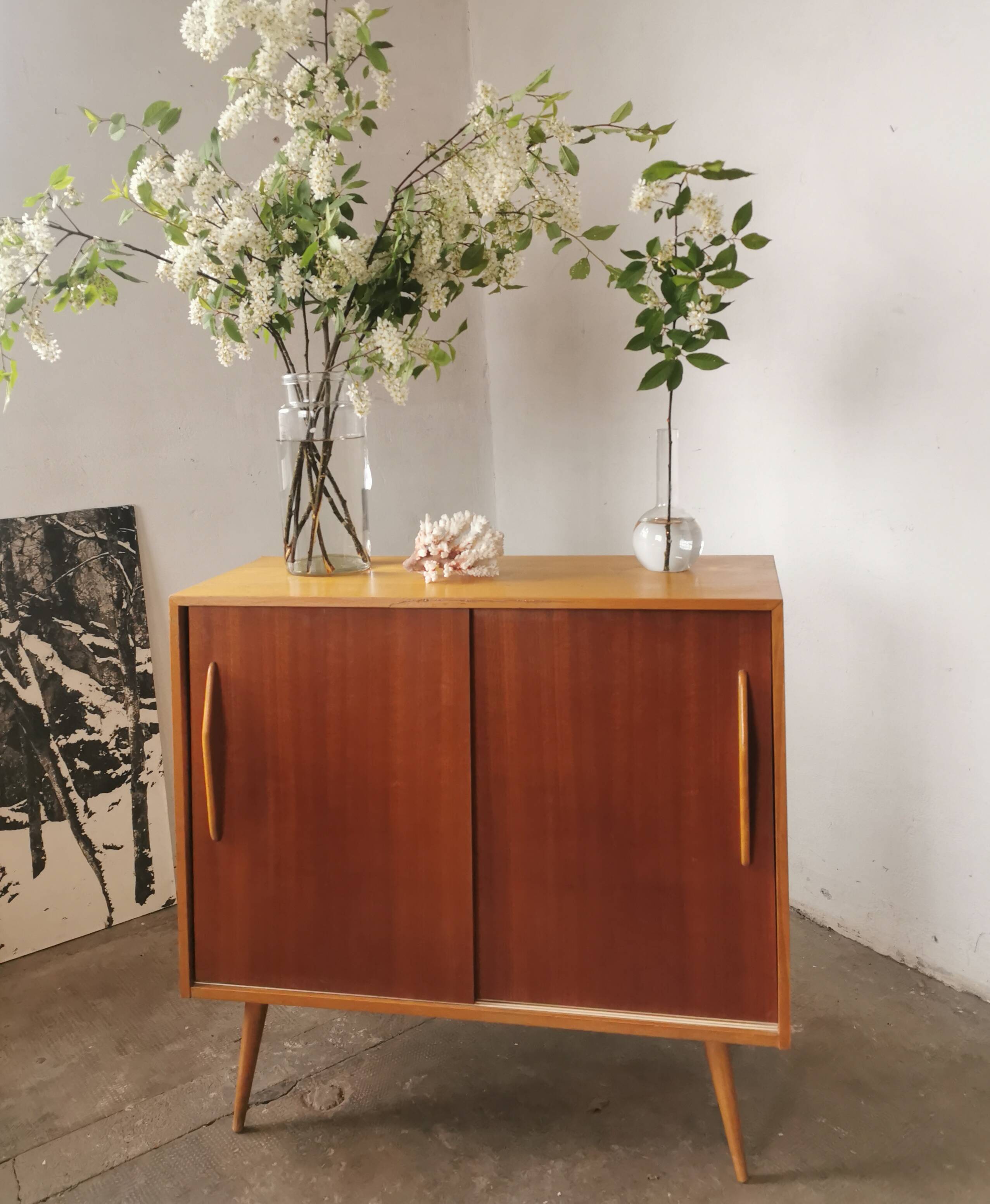 Mid-century design sliding door sideboard