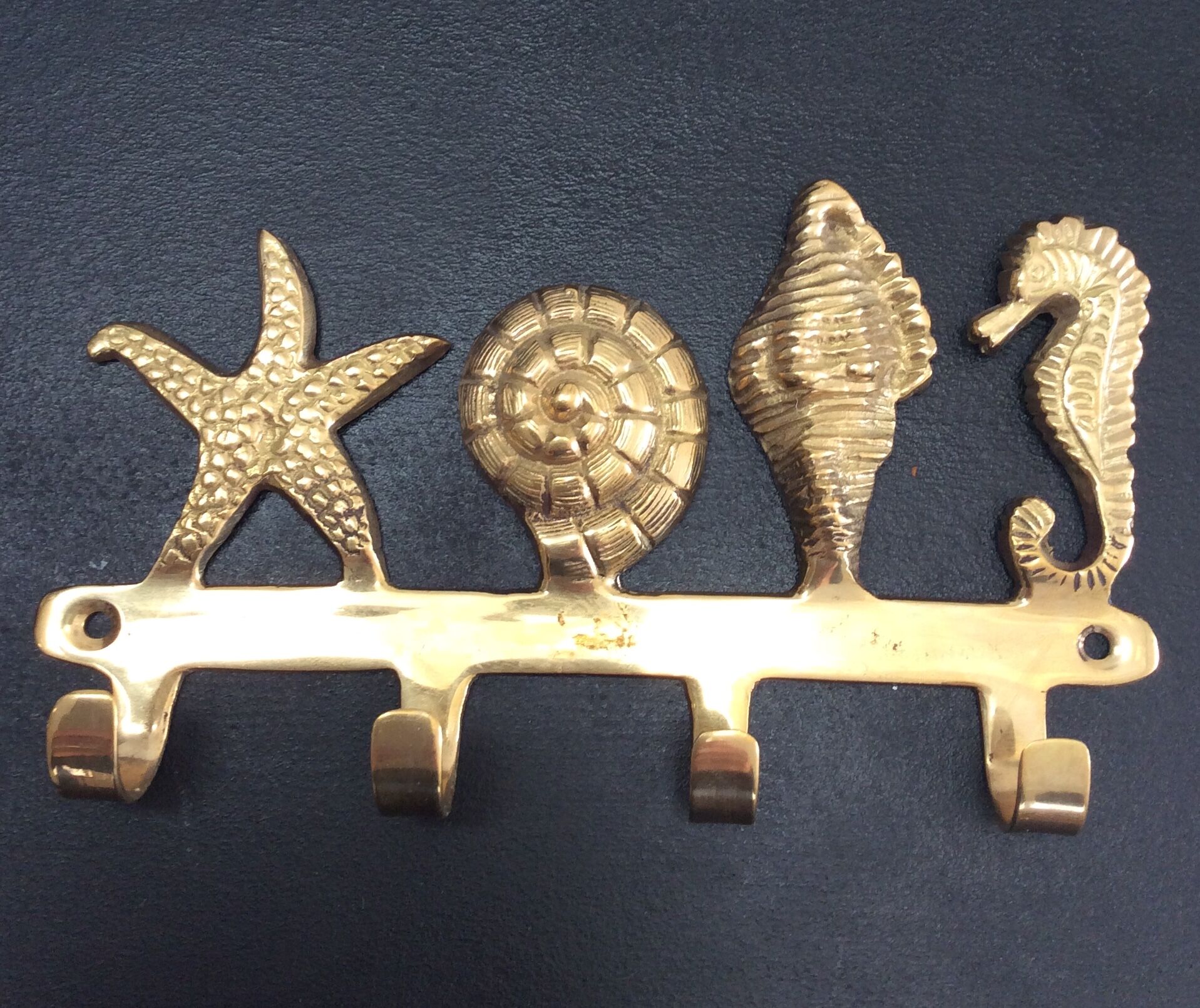 Coat rack or towel rack vintage bronze shells