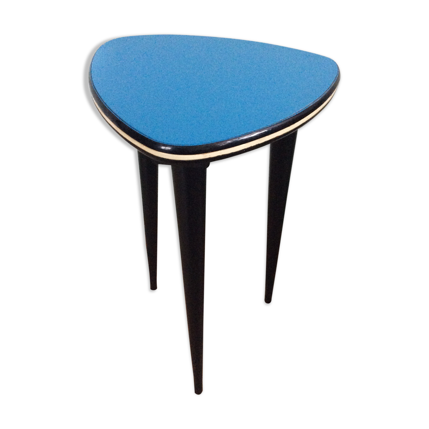 Asymmetrical pedestal table tripod feet from the 60s