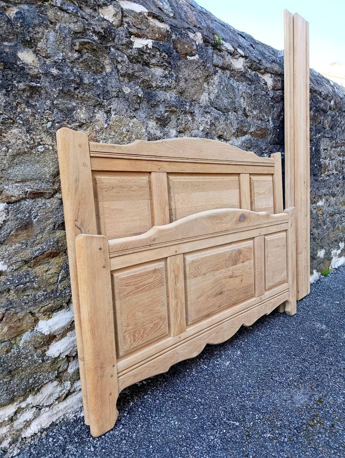 Solid oak bed