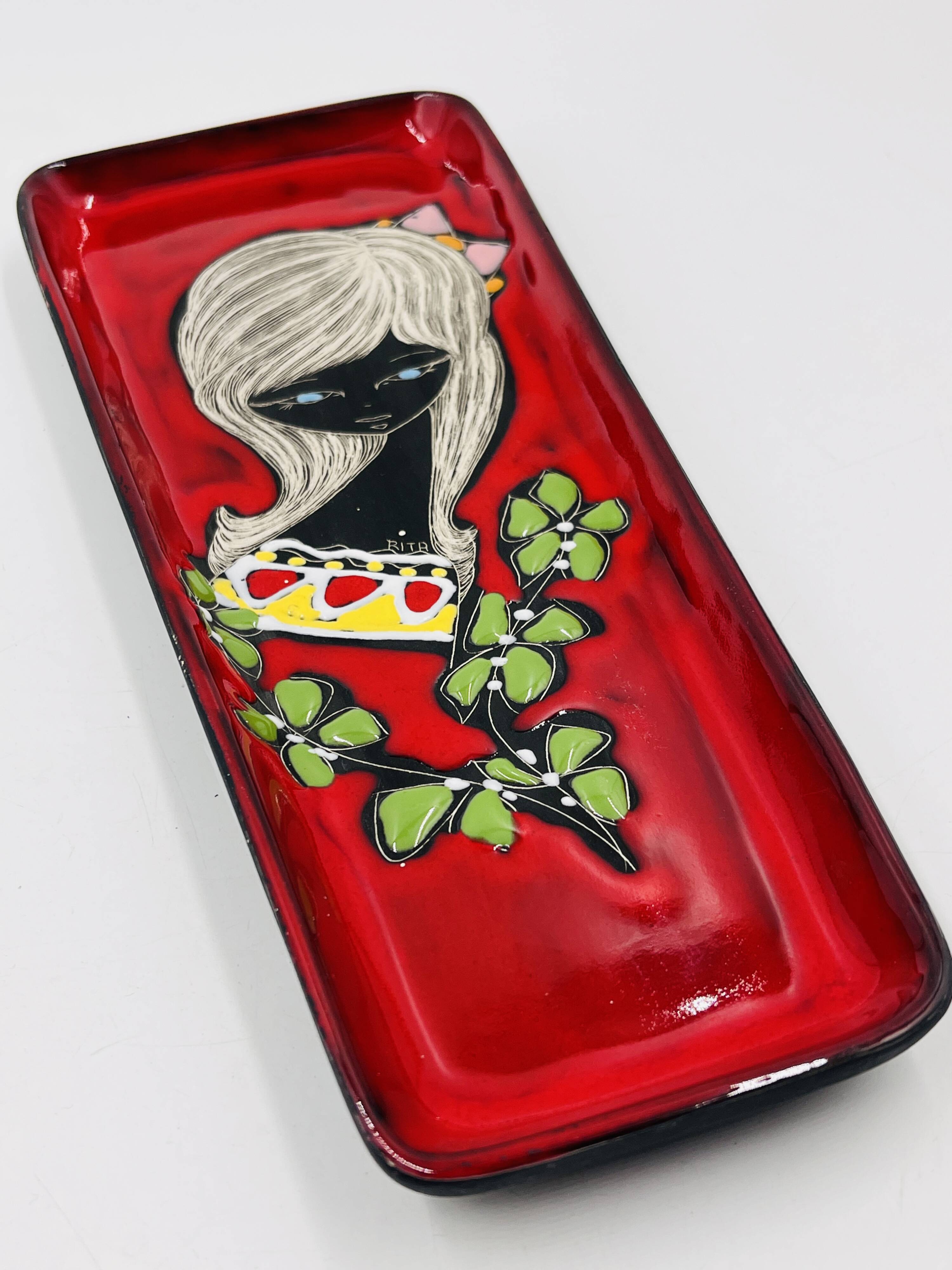 San Marino catchall tray signed Rita