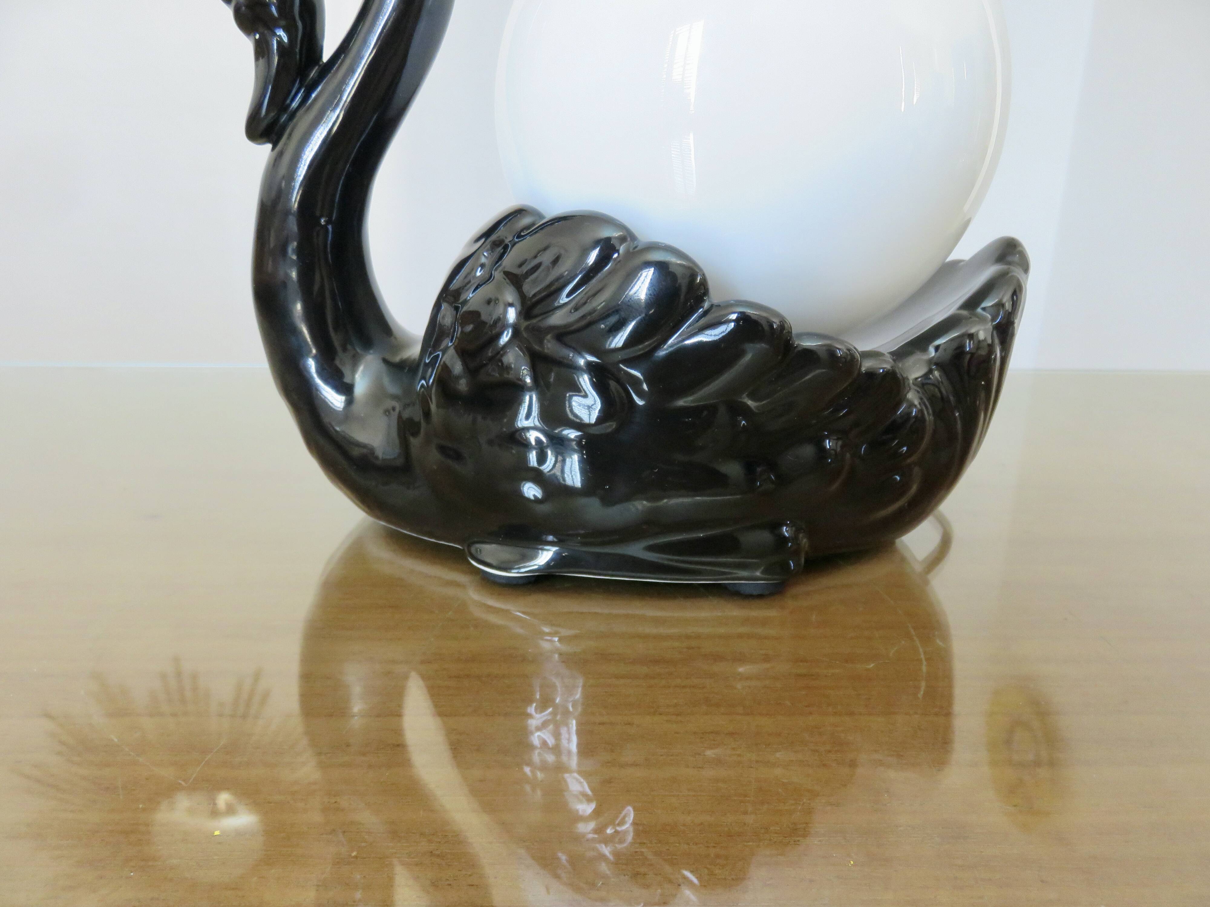 "Black swan" lamp in ceramic and opaline, 70s-80s