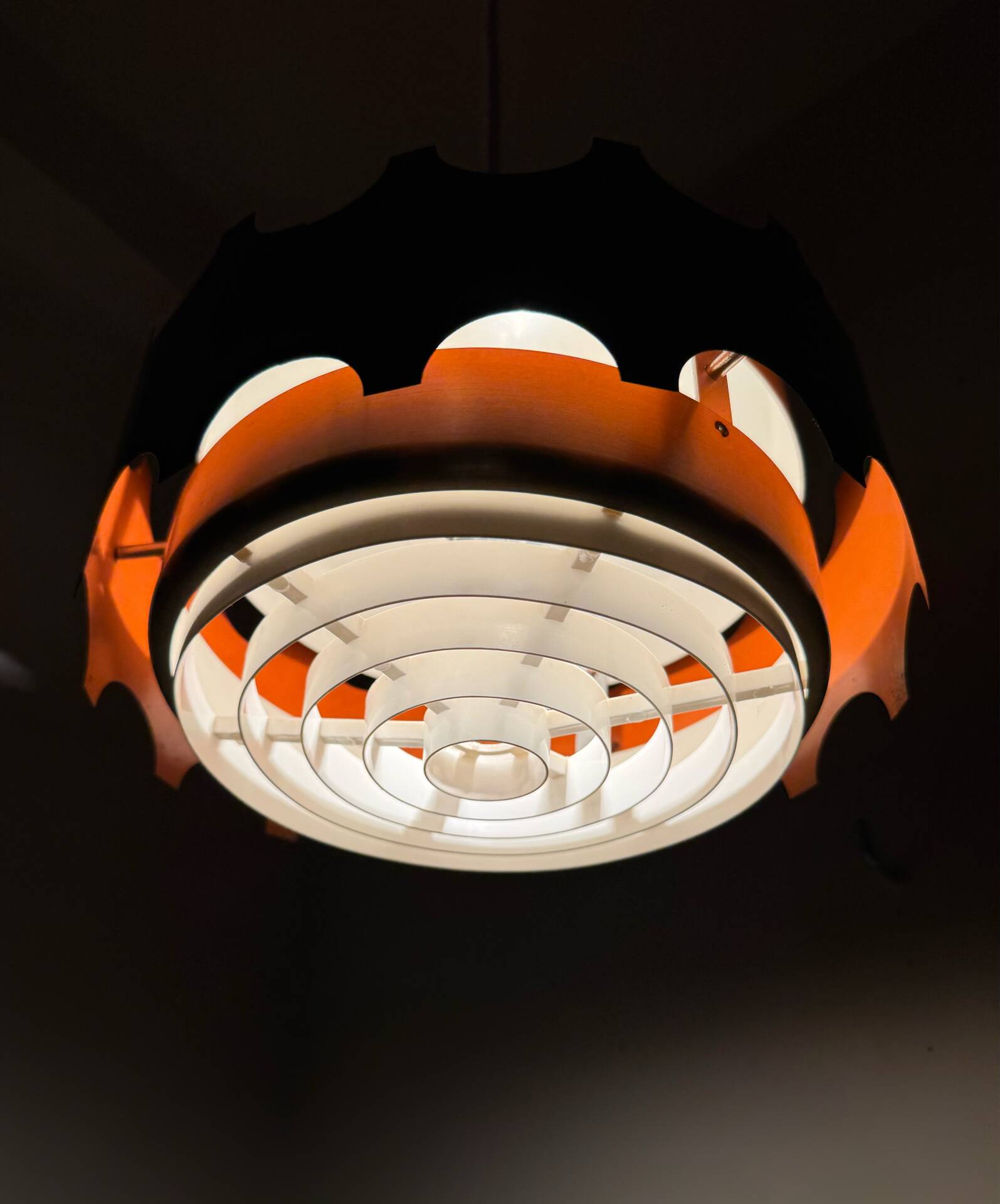 Suspension design 1960s black and copper