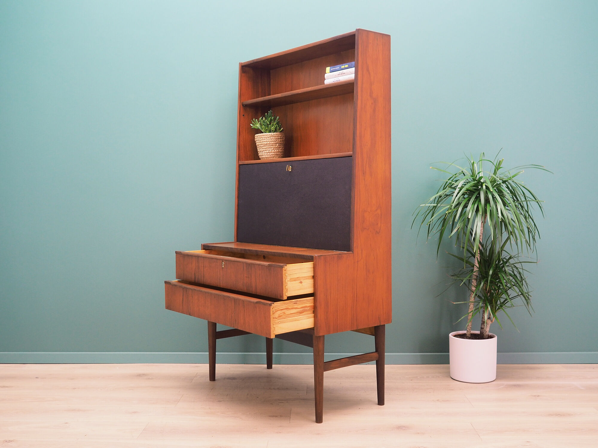 Secretary in teak, Danish design, 70's