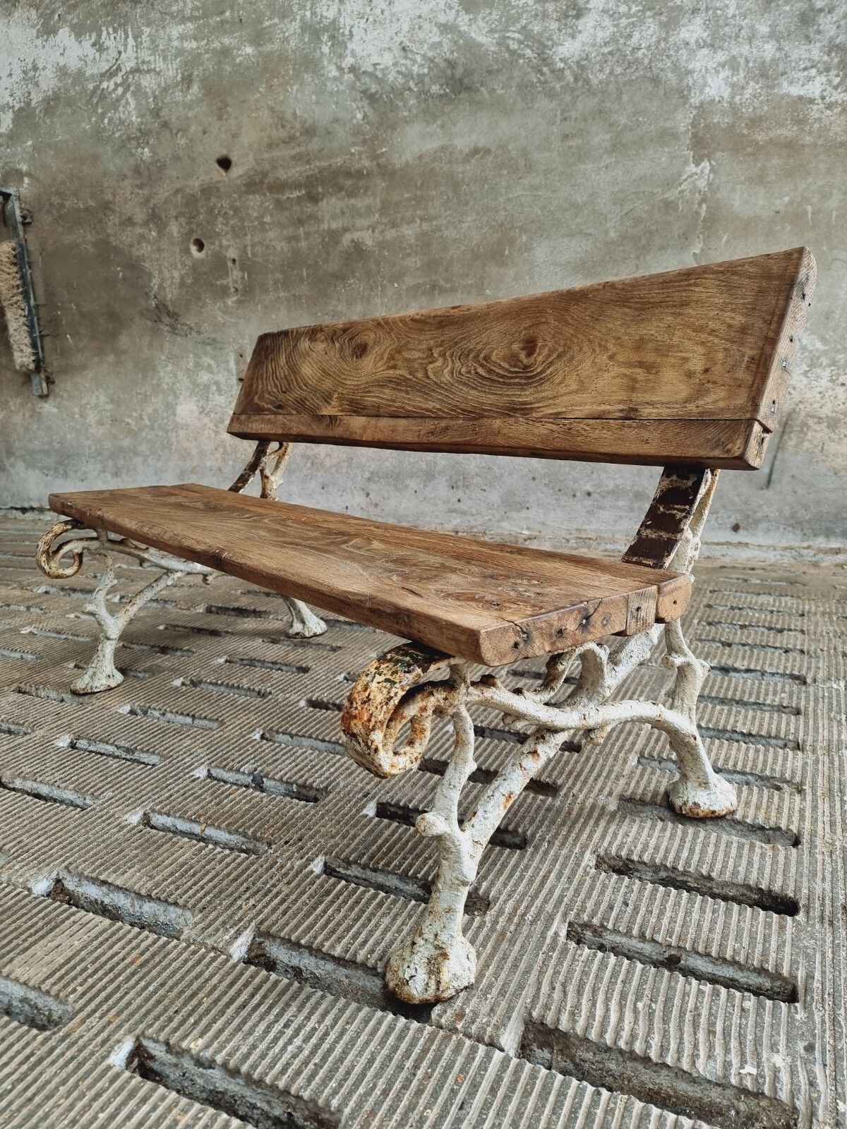 Antique garden bench oak on cast iron legs 125 cm