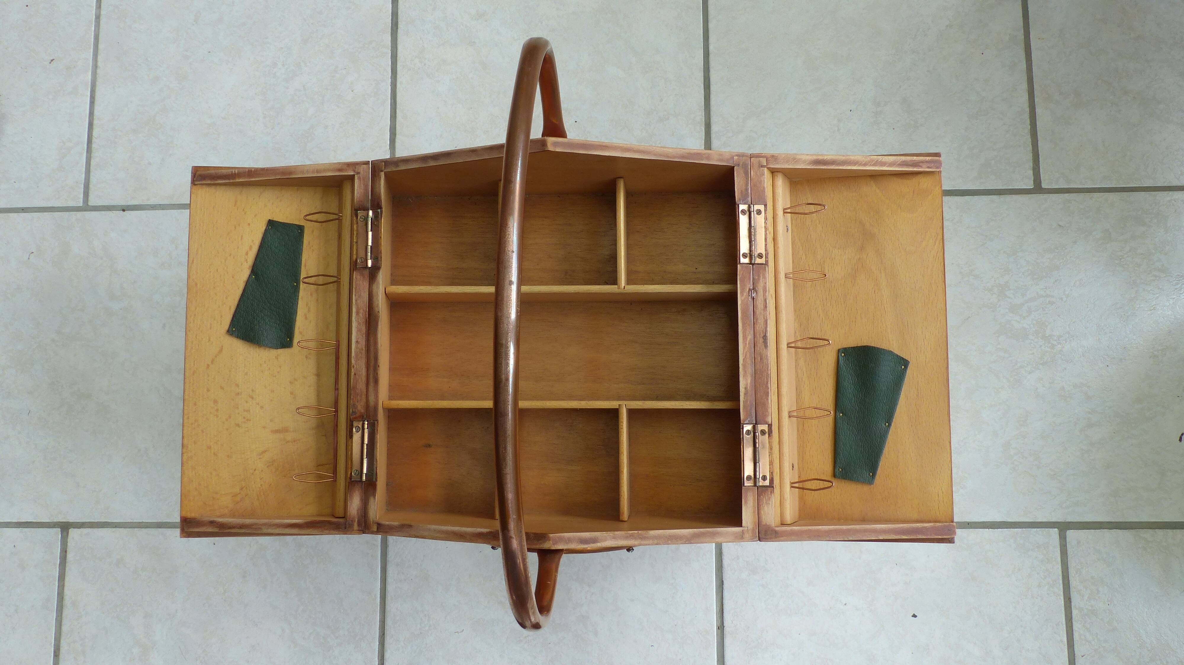 Sewing basket years 50