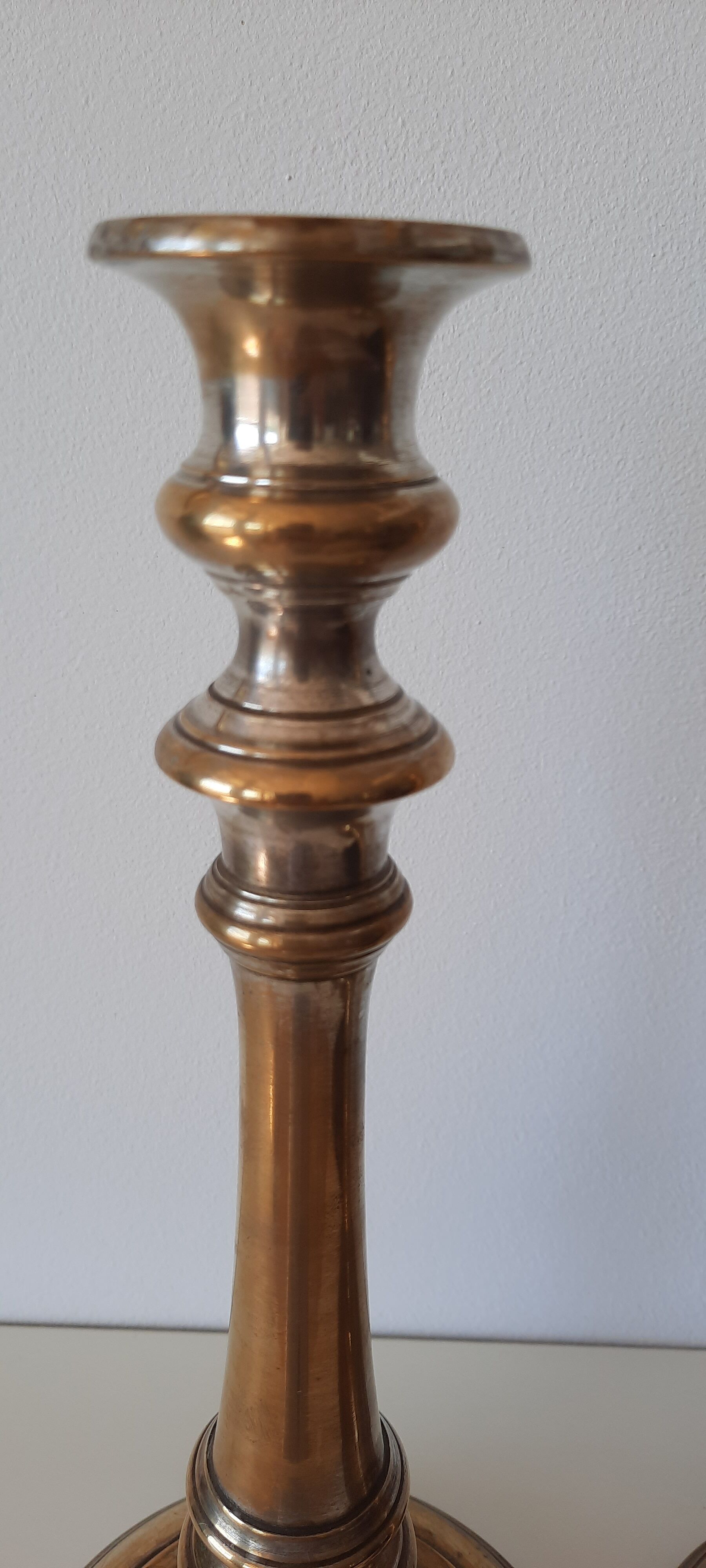 Set of 2 metal candlesticks old style