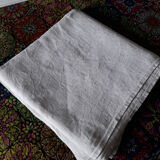 Damassed tablecloth with cotton monogram