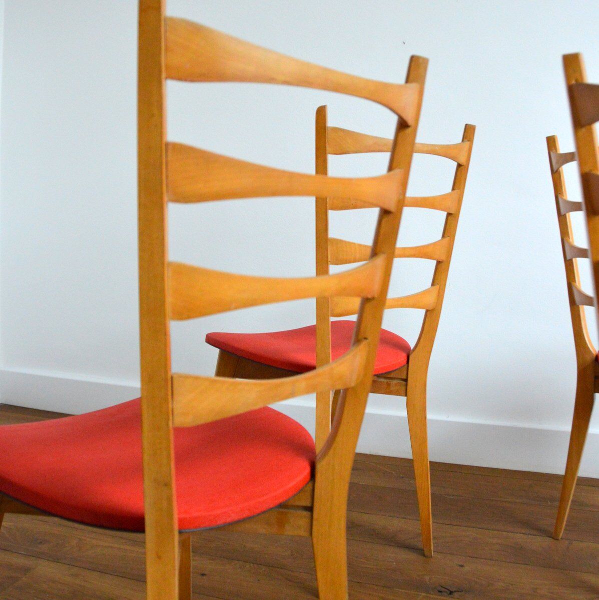 Suite de 4 chaises vintage 1960s