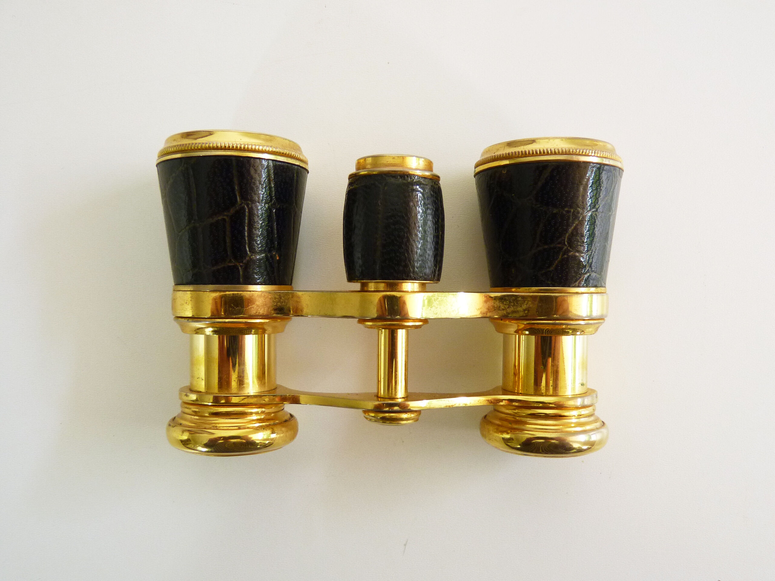 Former pair of theatre binoculars, opera B B Paris brass and leather
