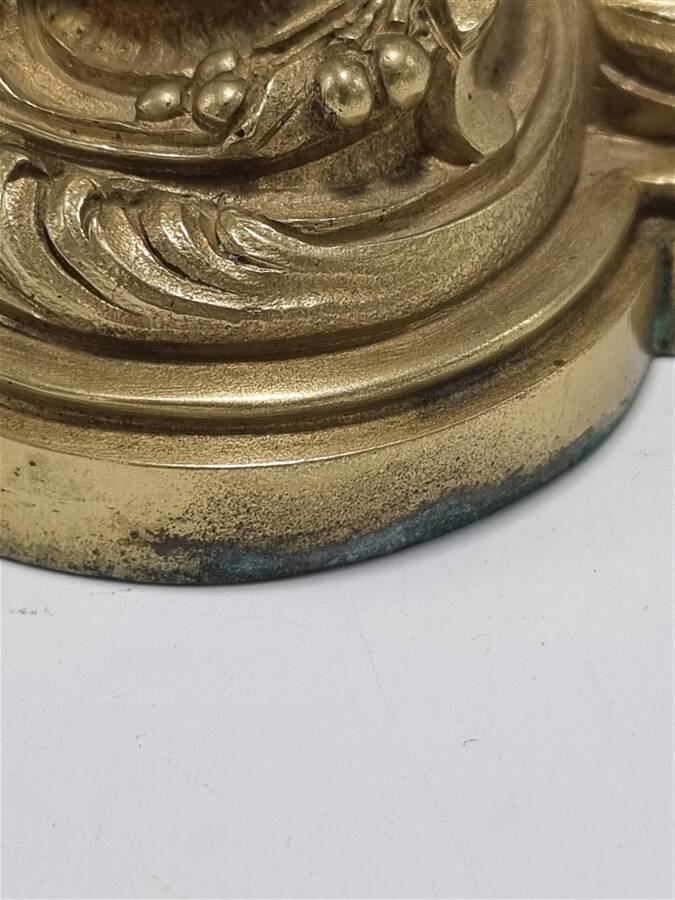 Bronze candle holder