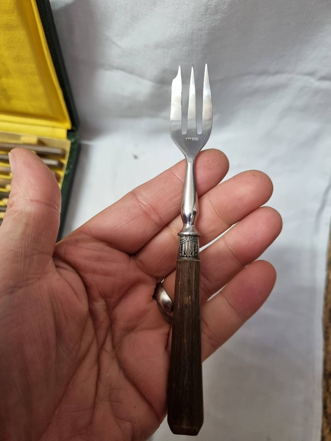 12 horn & silver forks