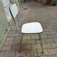 Chaise en formica
