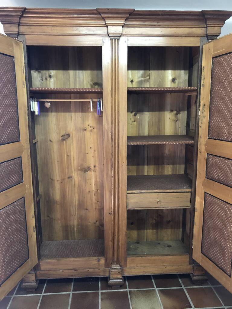 Armoire