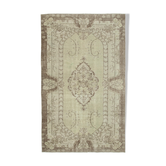 Handwoven contemporary anatolian beige carpet 170 cm x 277 cm