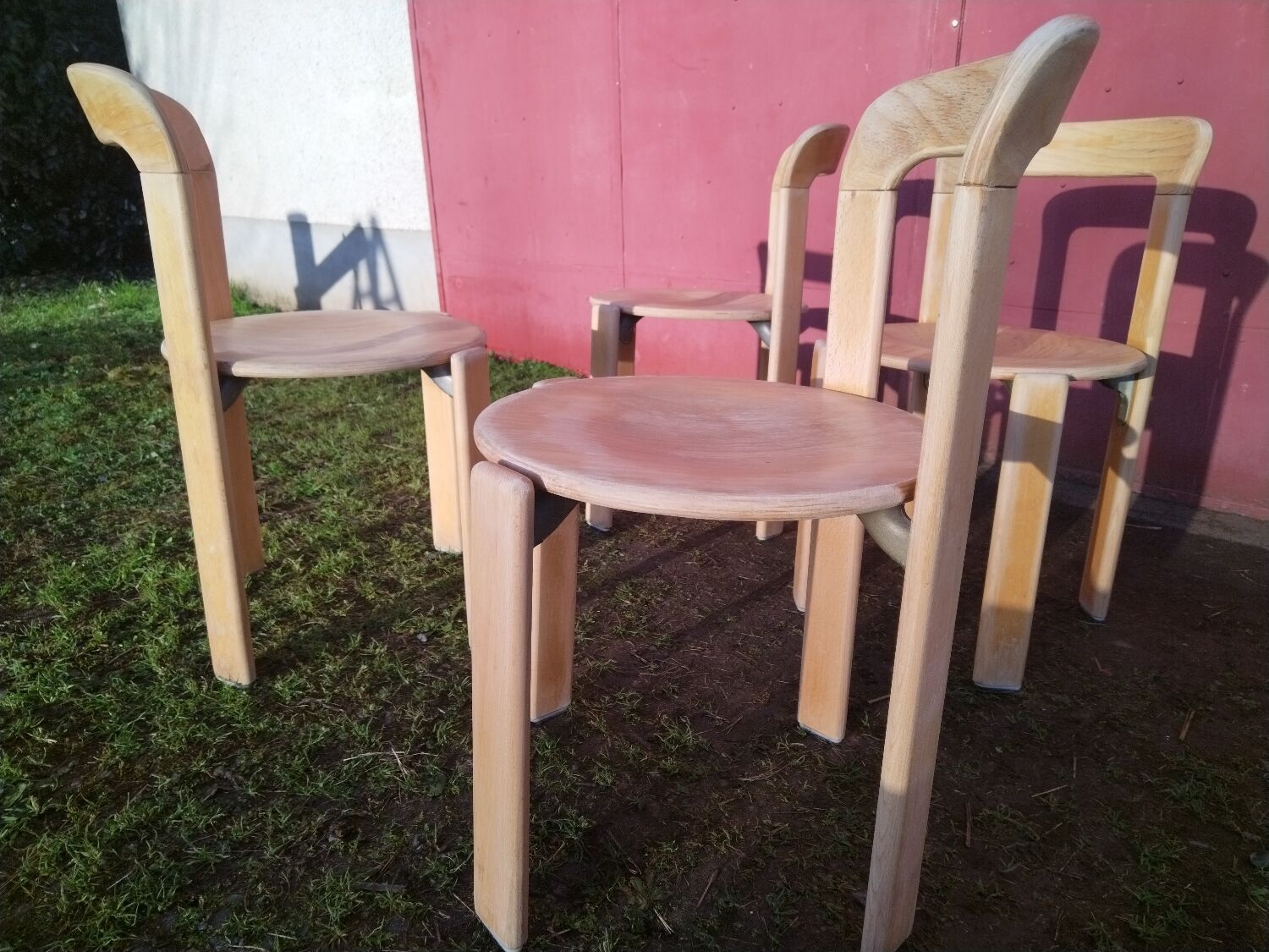 Living set with 4 chairs and a coffee table Bruno Rey