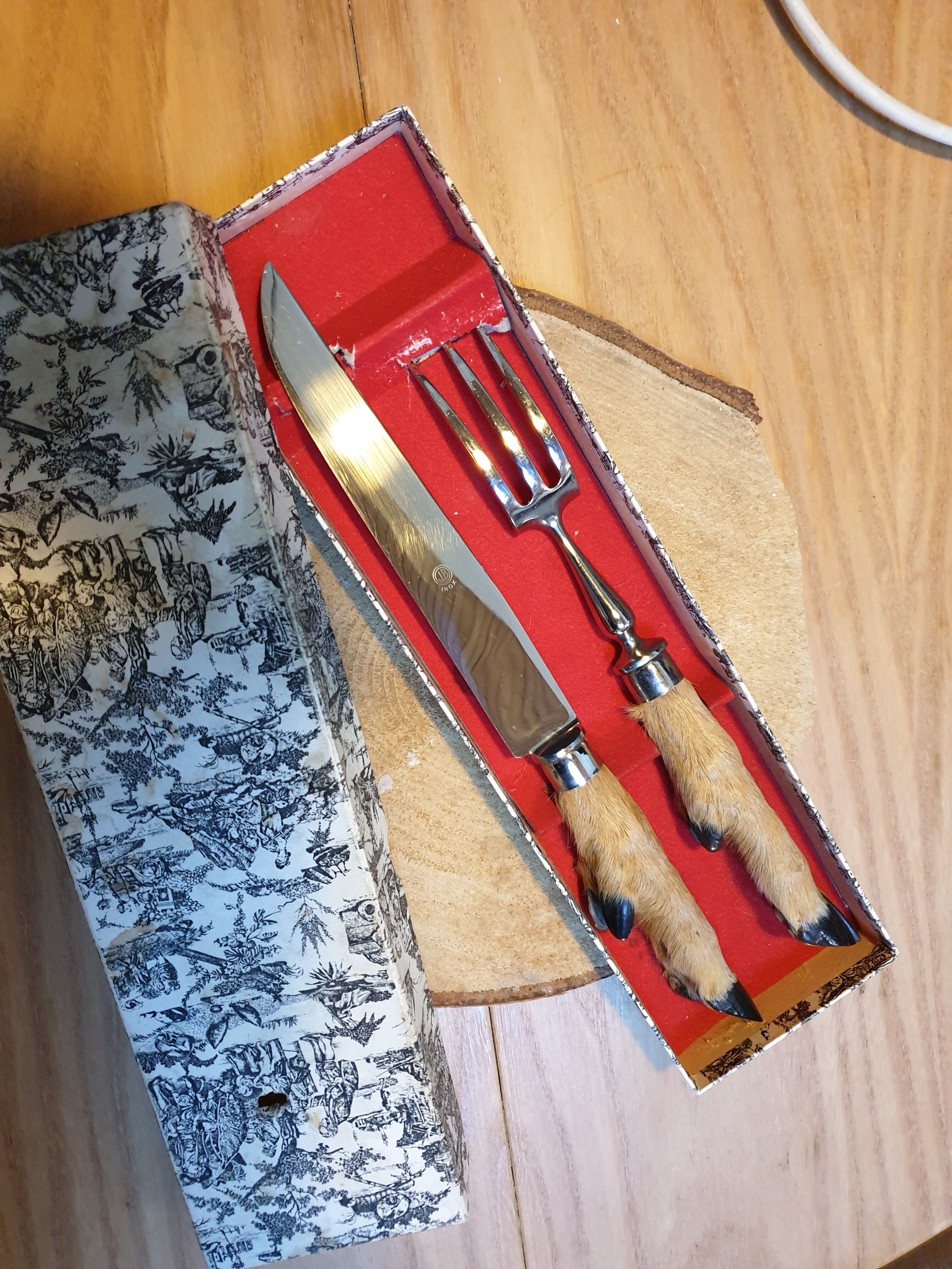Couverts à viande