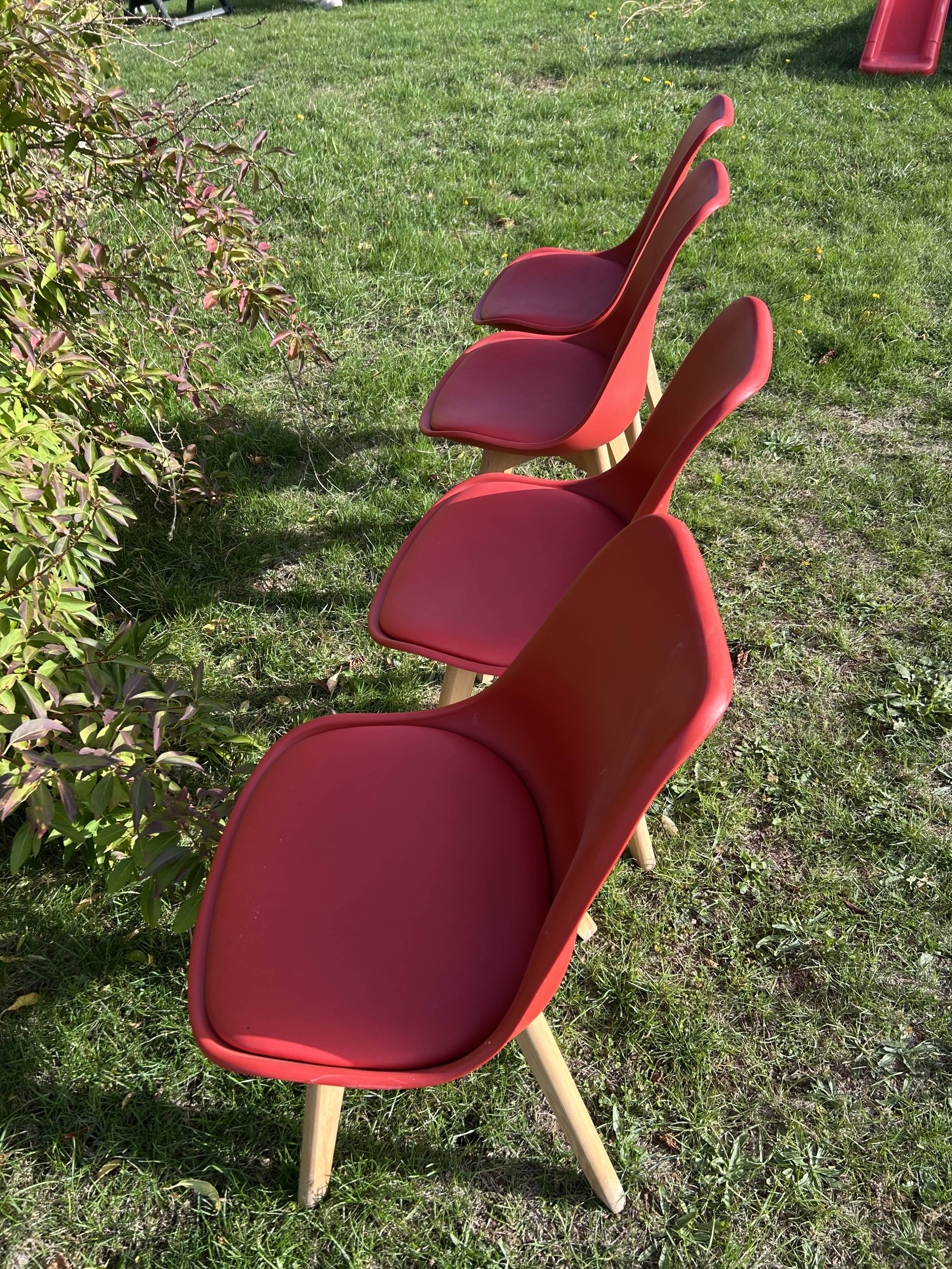Set of 4 chairs
