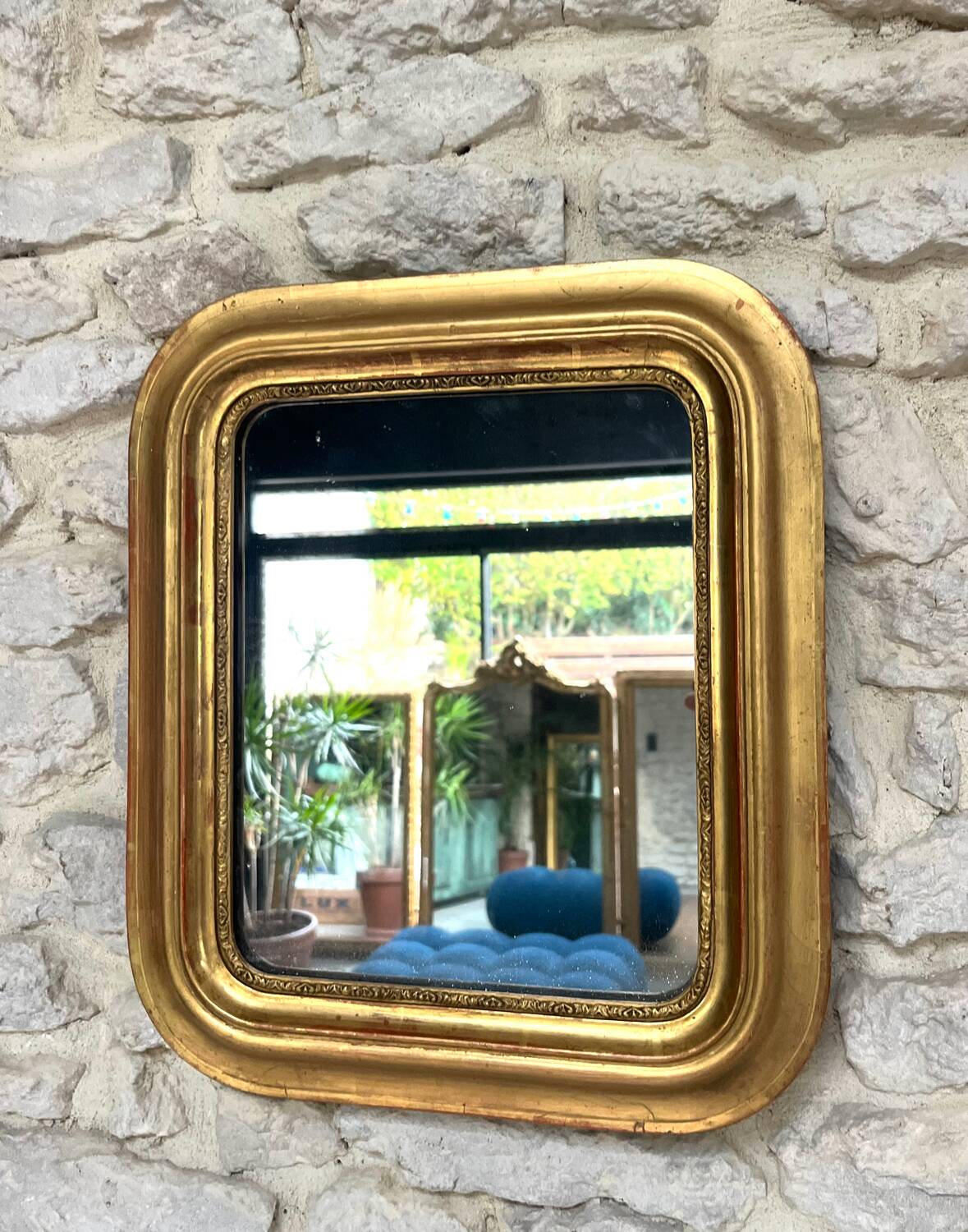 Antique mirror 42.5/36.5cm Louis-Philippe gilded with gold leaf, mercury