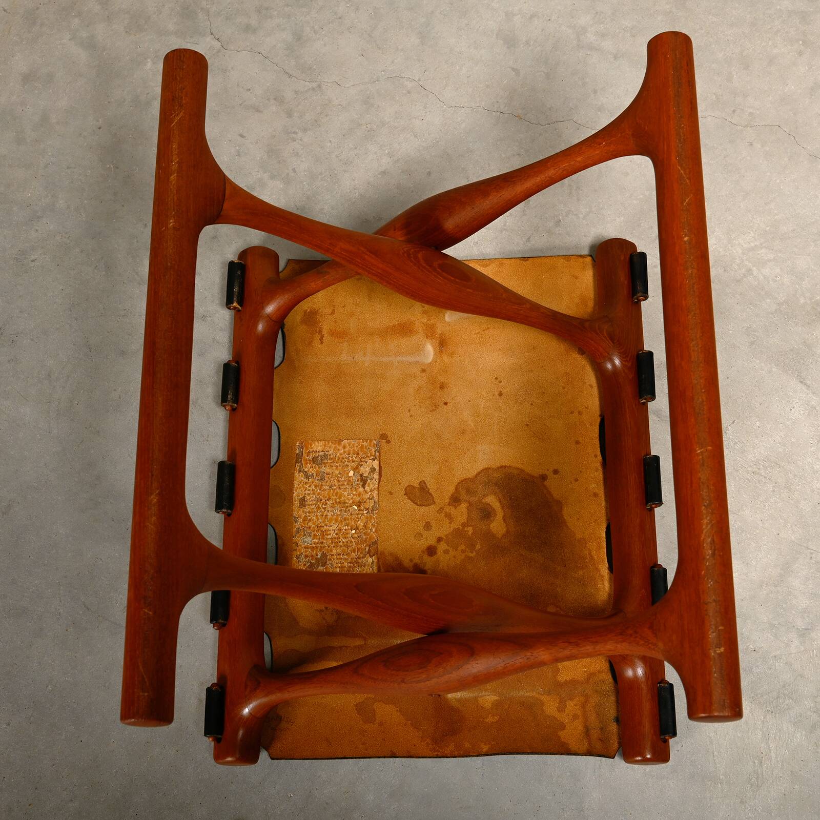 Poul Hundevad PH43 Guldhøj Stool in Teak and Black Leather, Denmark, 1960s