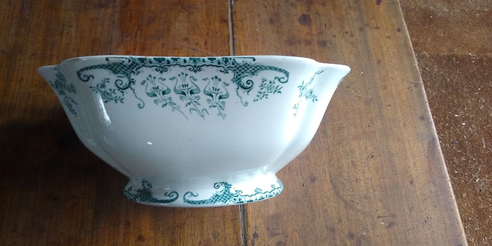 Square bowl Longwy germain model of gray green color