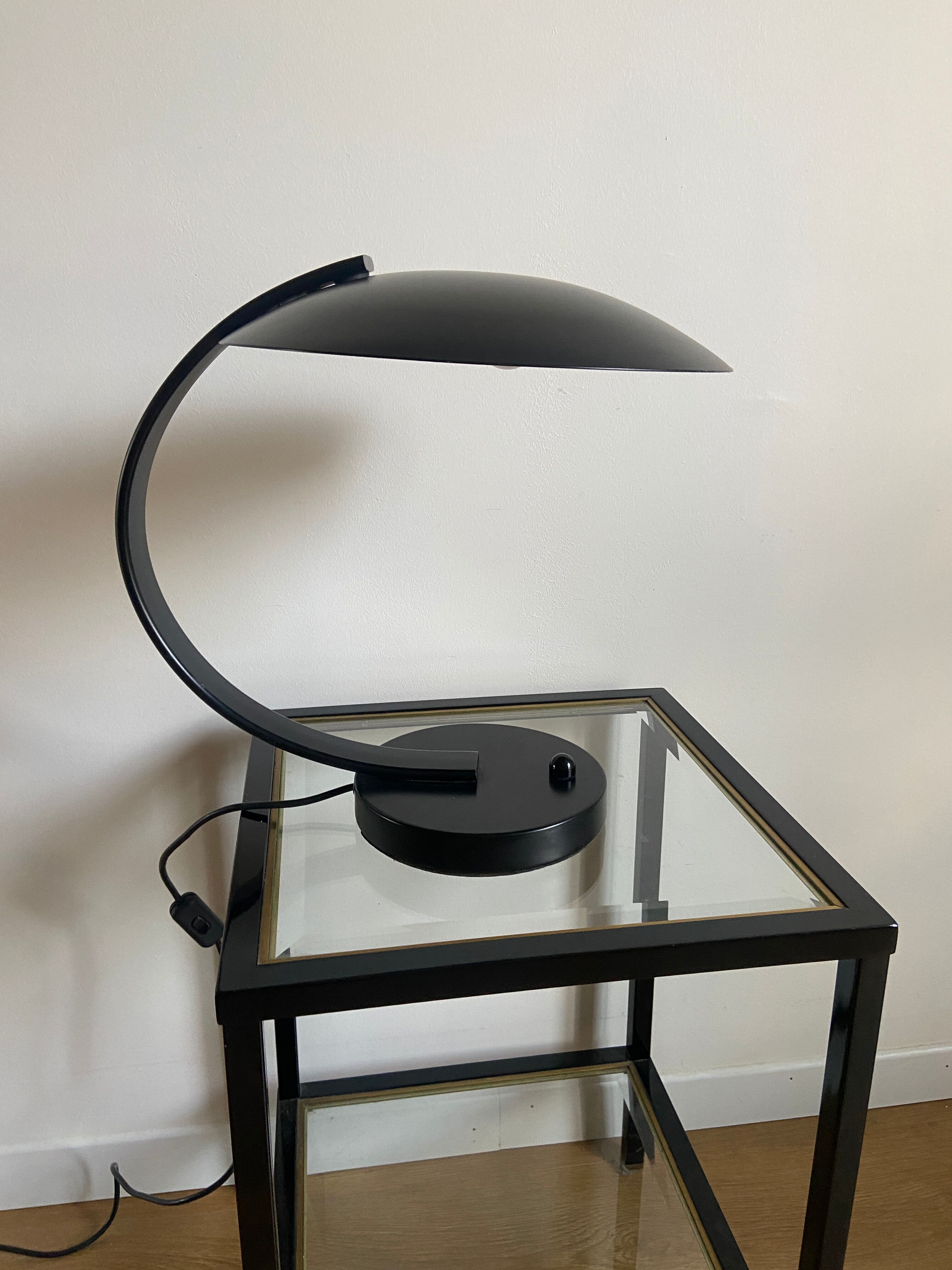 Lampe de bureau soucoupe noire par disderot pour soka made in france