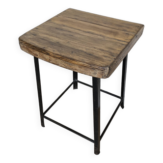 Old workshop stool in wood + wrought iron