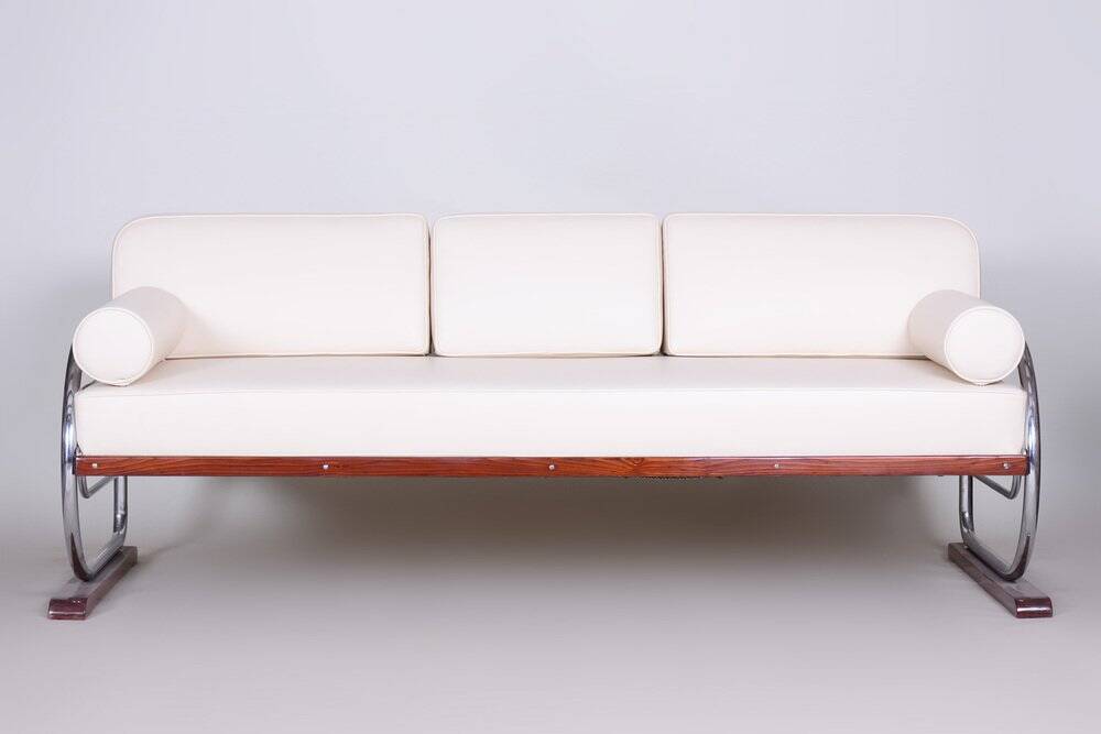 Bauhaus White Tubular Sofa in Beech, Chrome-Plated Steel & High Quality Leather attributed to Robert Slezák for Slezak Factories, Czech, 1930s