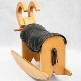 Bouc à bascule en bois vintage du milieu du siècle des années 1960