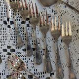 Série de 12 fourchettes à dessert et pelle à tarte