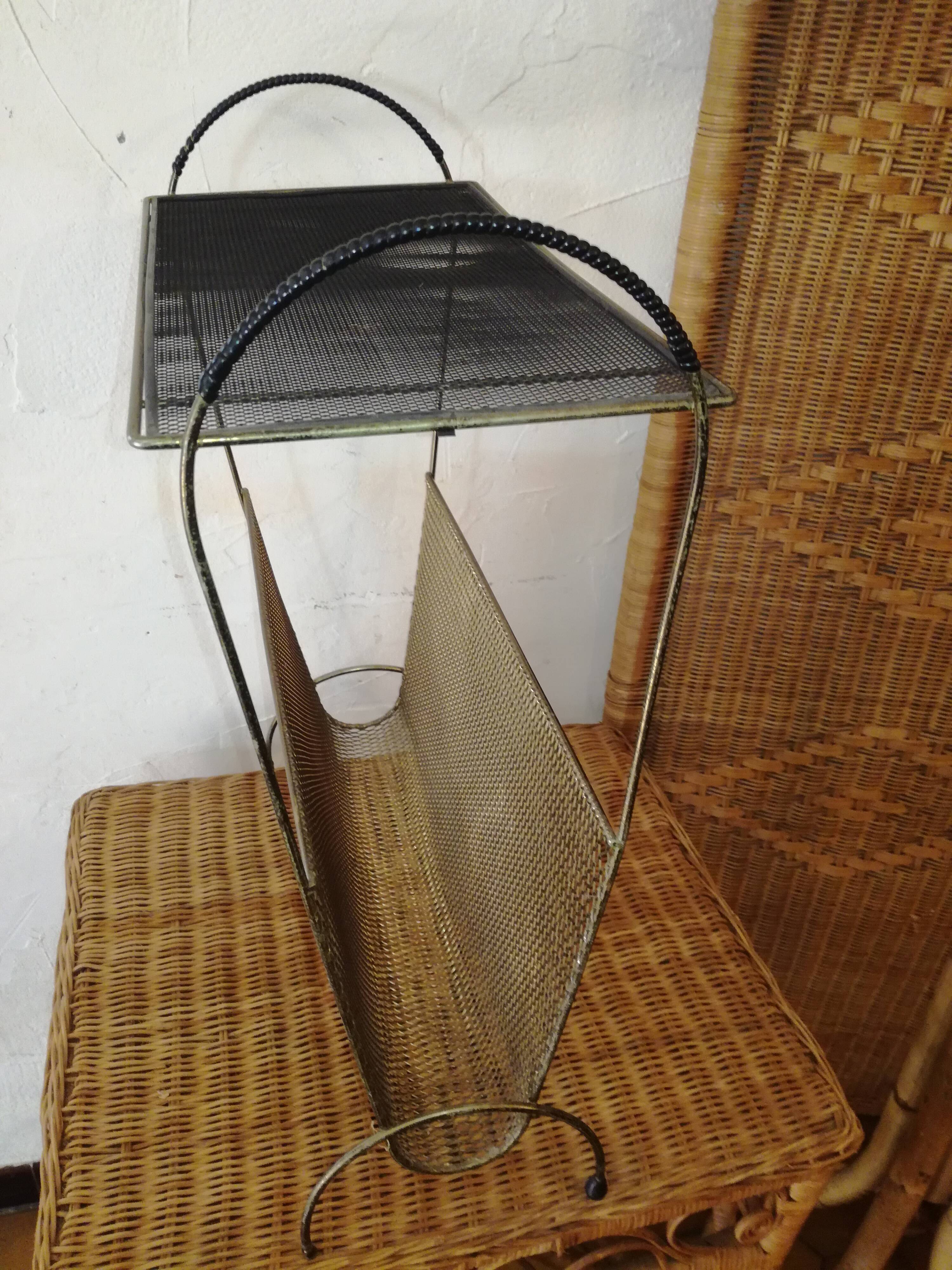 Metal magazine holder