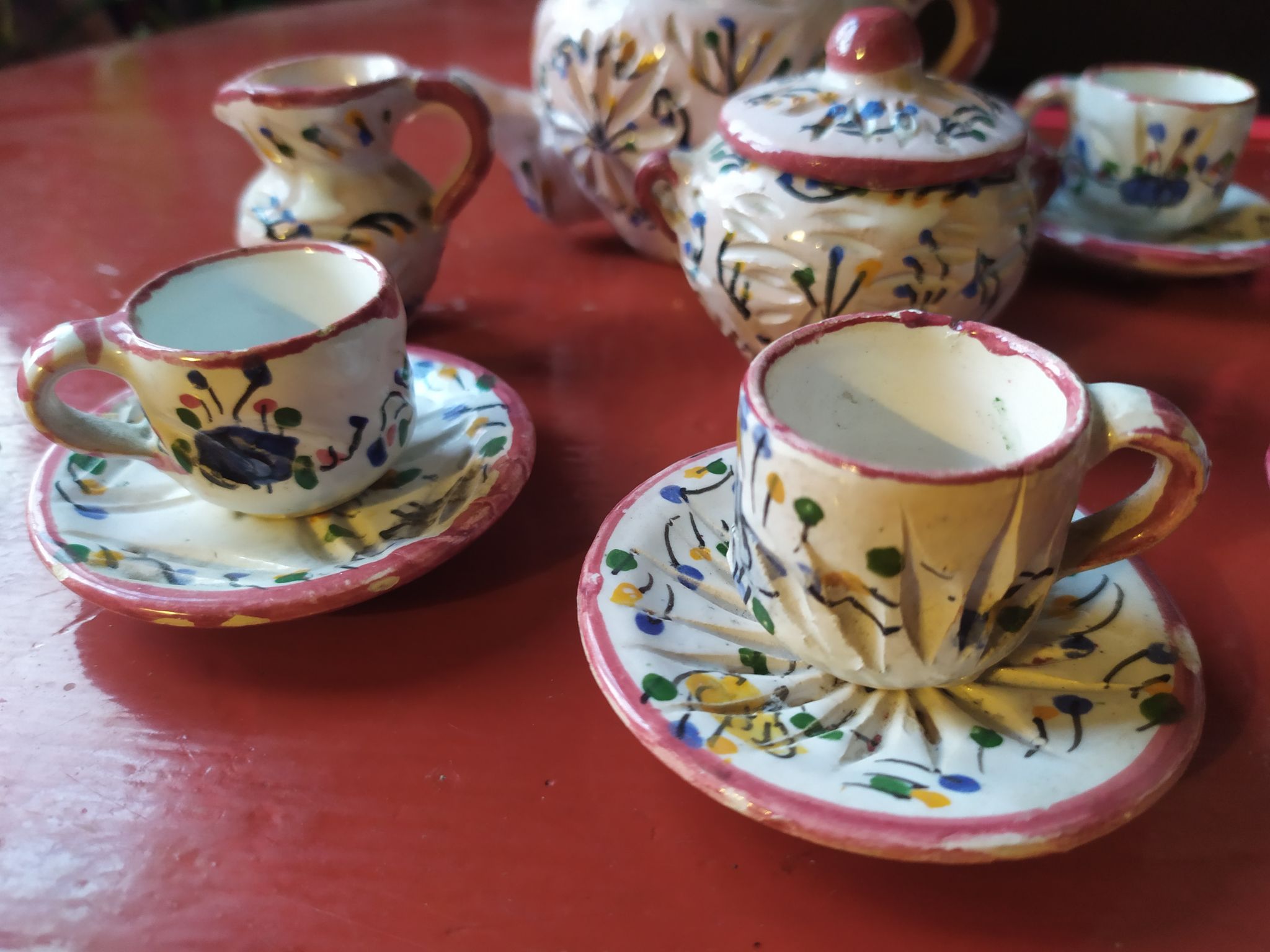 Earthenware dinner set