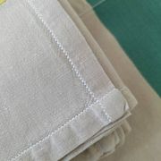 Tablecloth set + 8 napkins – graphic cotton