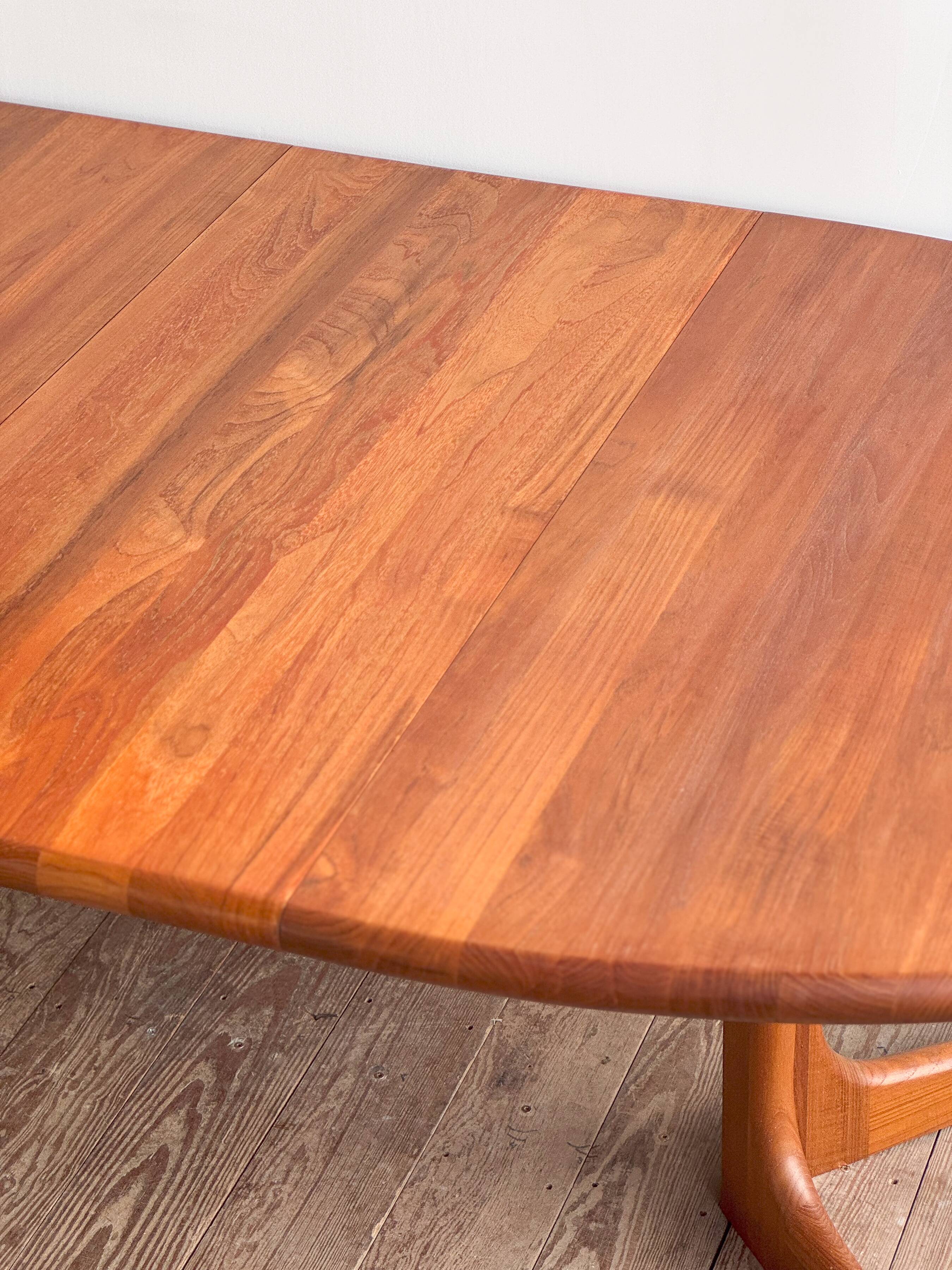 Grande table à manger scandinave vintage en teck massif, Danemark, 1970