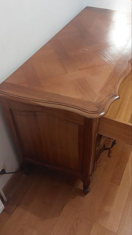 Commode style régence
