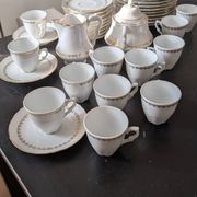 Coffee and dessert service 37 pieces porcelain Louroiux - Ph. Deshoulieres