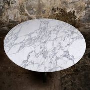 Large table ronde en marbre de Carrare, Italie, 1970s
