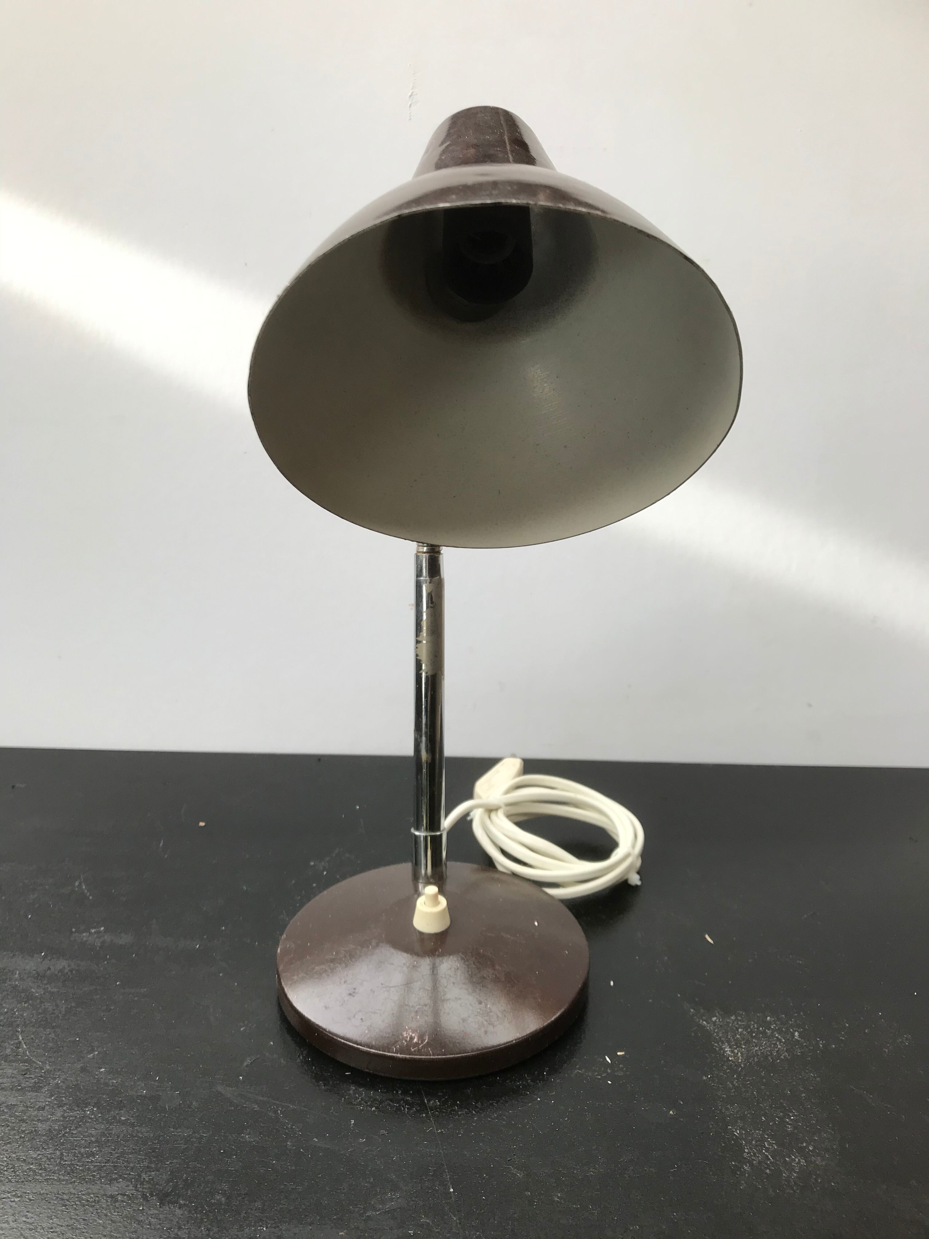 Metal desk lamp