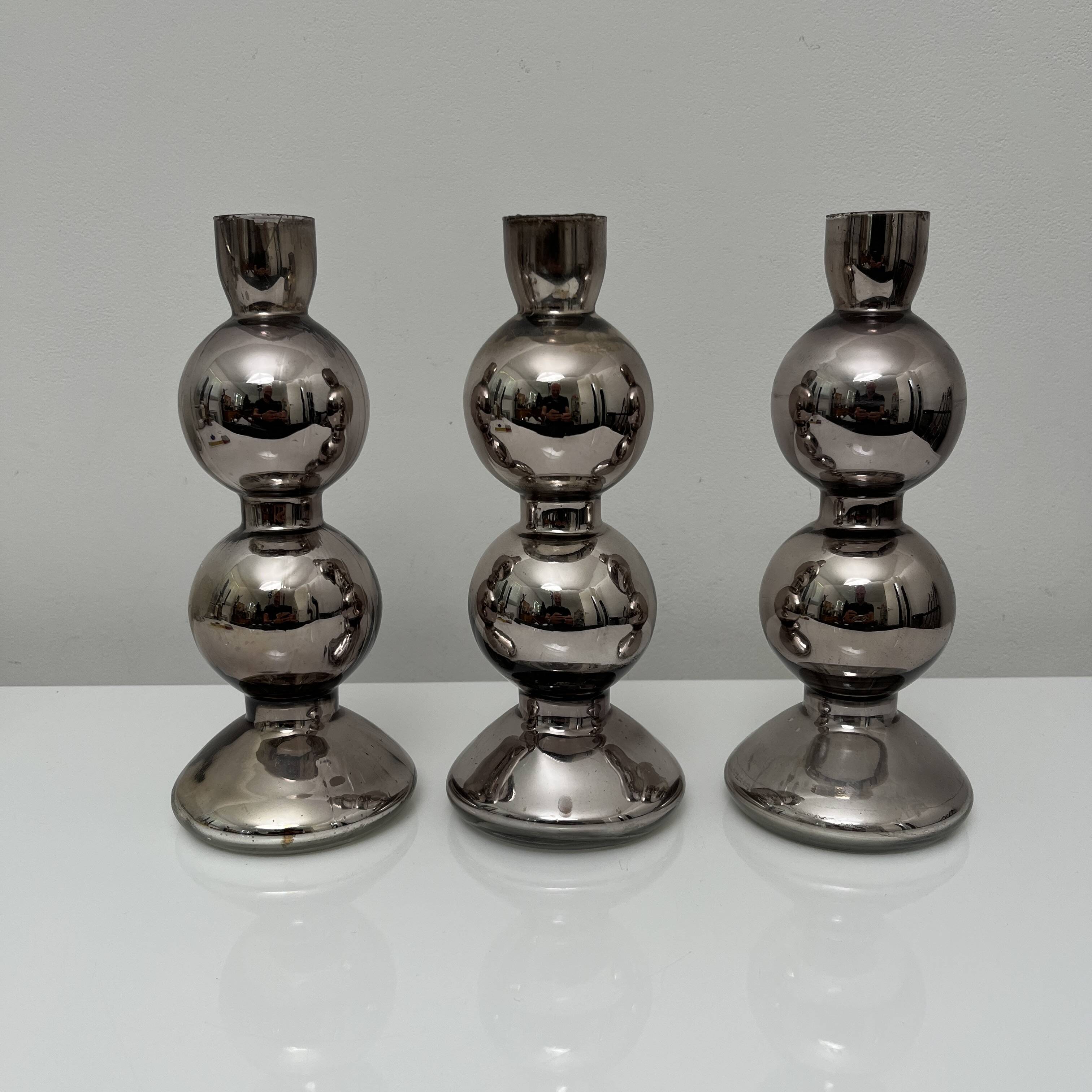 Set of 3 candlesticks in 20th century eglomise glass, vintage space age retro